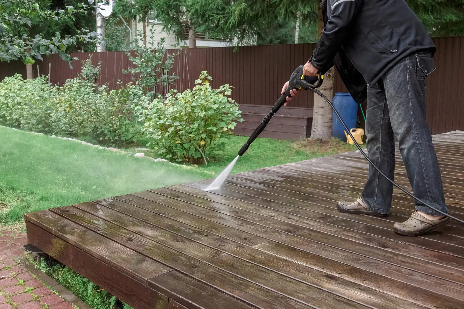 Garden decking cleaning and treatment